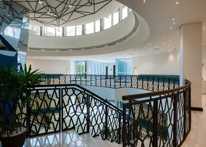 Orion City Hotel